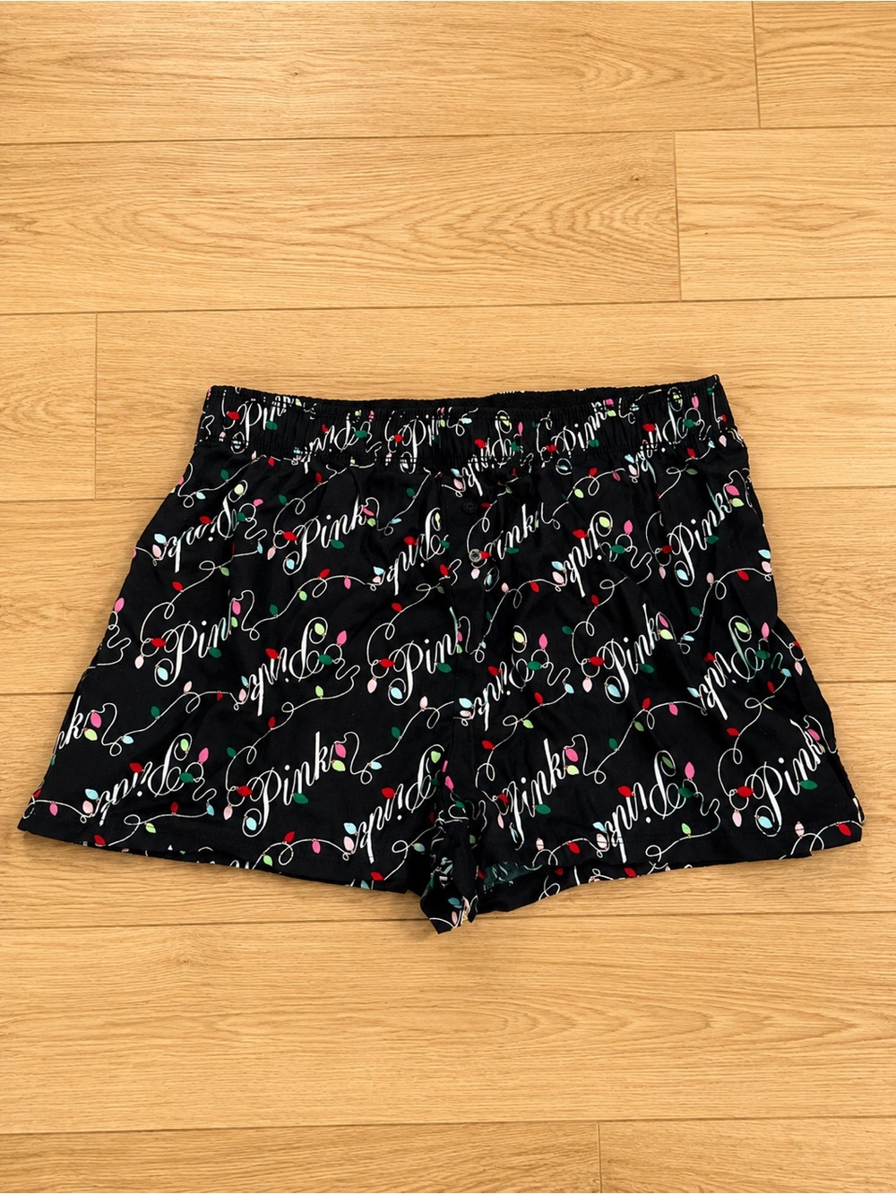 PINK Victoria's Secret Black Holiday Print Pajama Shorts
